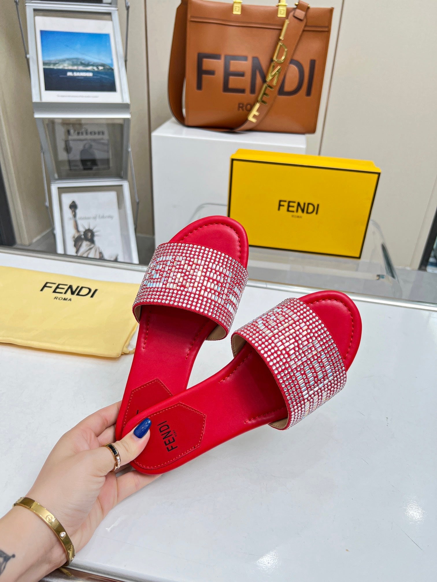 Luxury Shoes - FED - 075