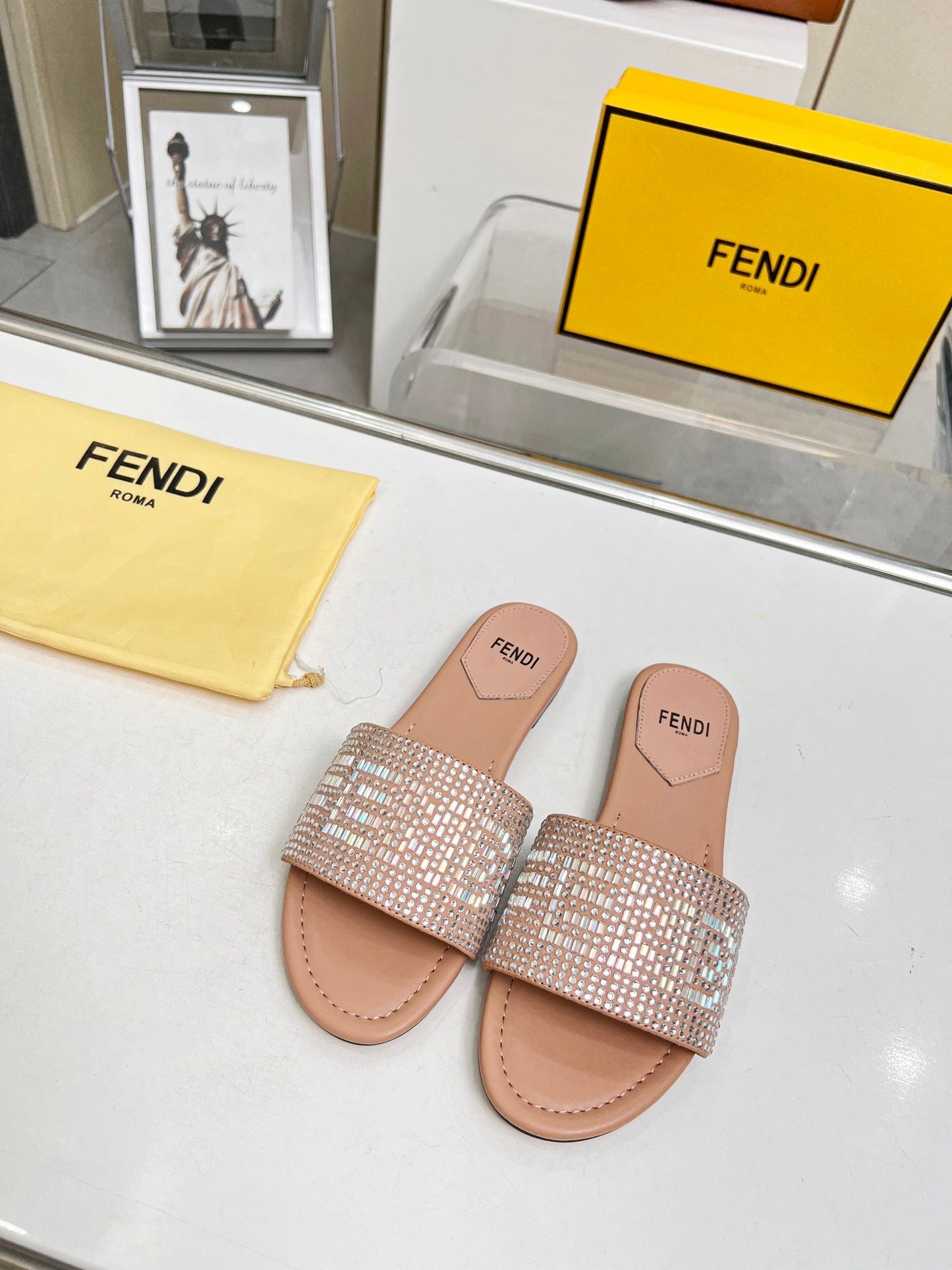 Luxury Shoes - FED - 074