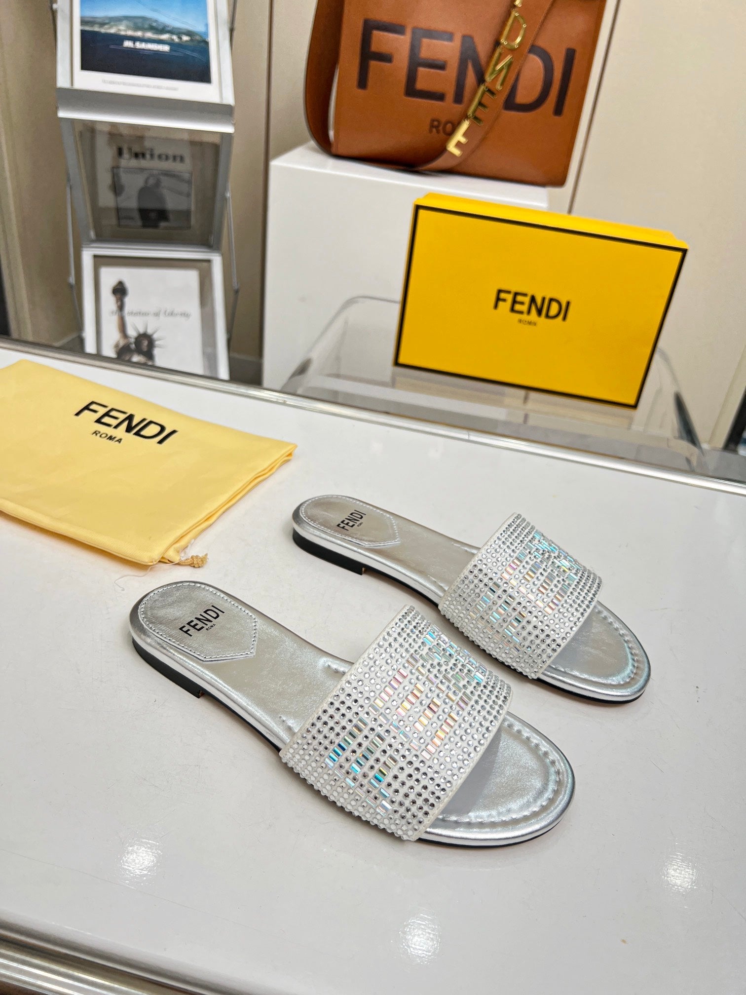 Luxury Shoes - FED - 070