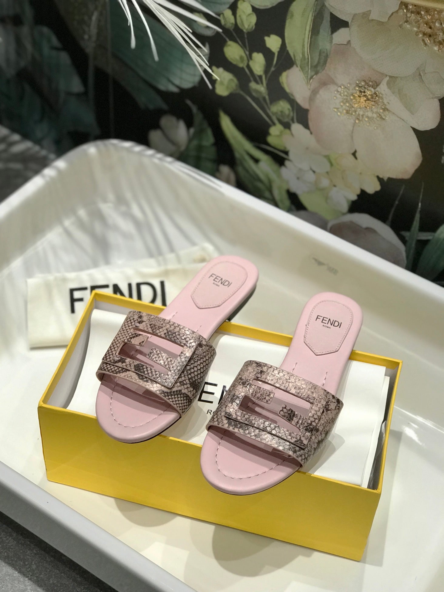 Luxury Shoes - FED - 062