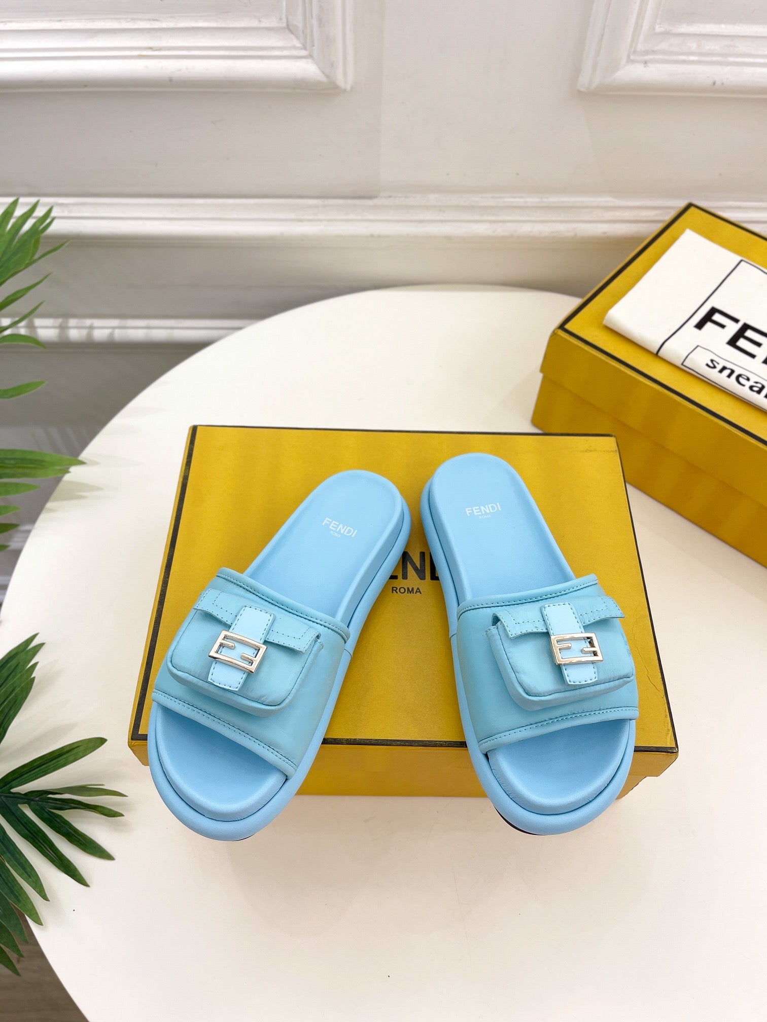 Luxury Shoes - FED - 069