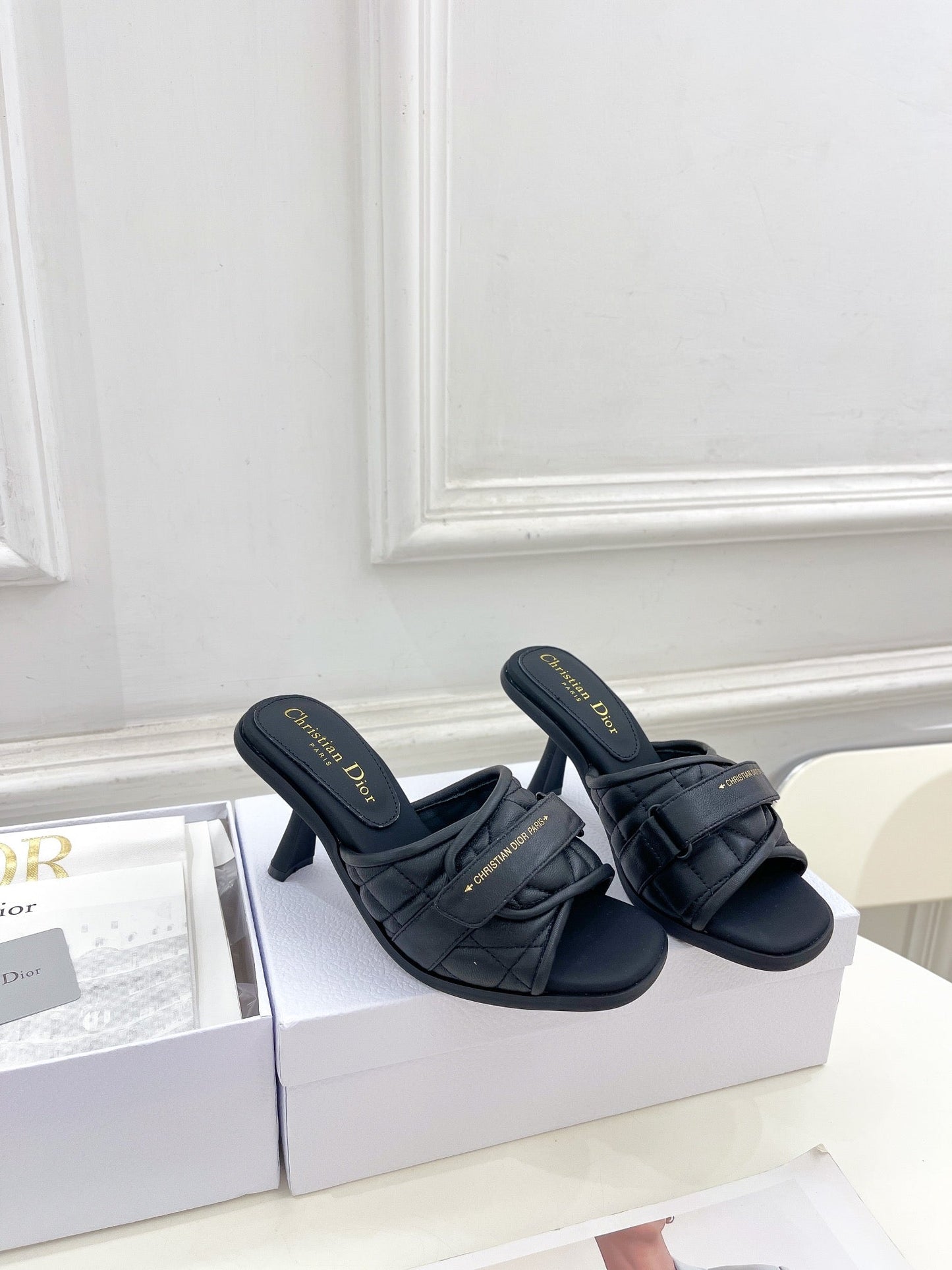 Luxury Shoes - DIR - 132