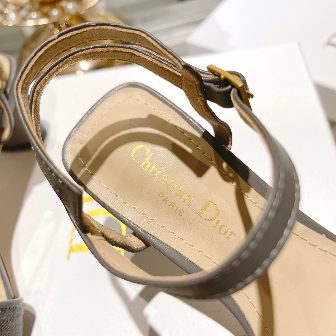 Luxury Shoes - DIR - 095