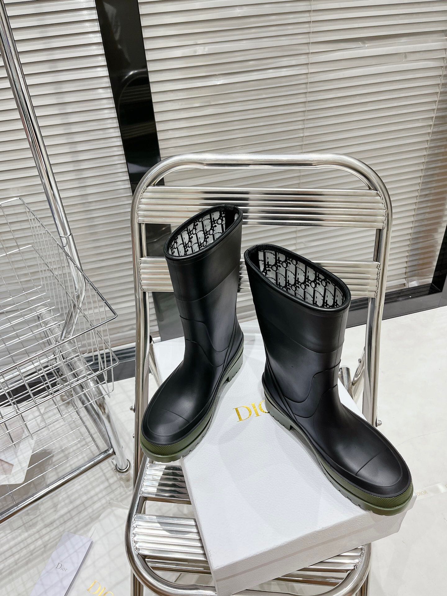 Luxury Shoes - DIR - 129