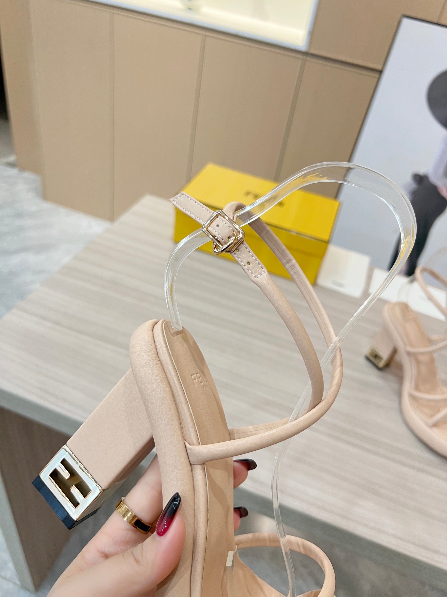 Luxury Shoes - FED - 029