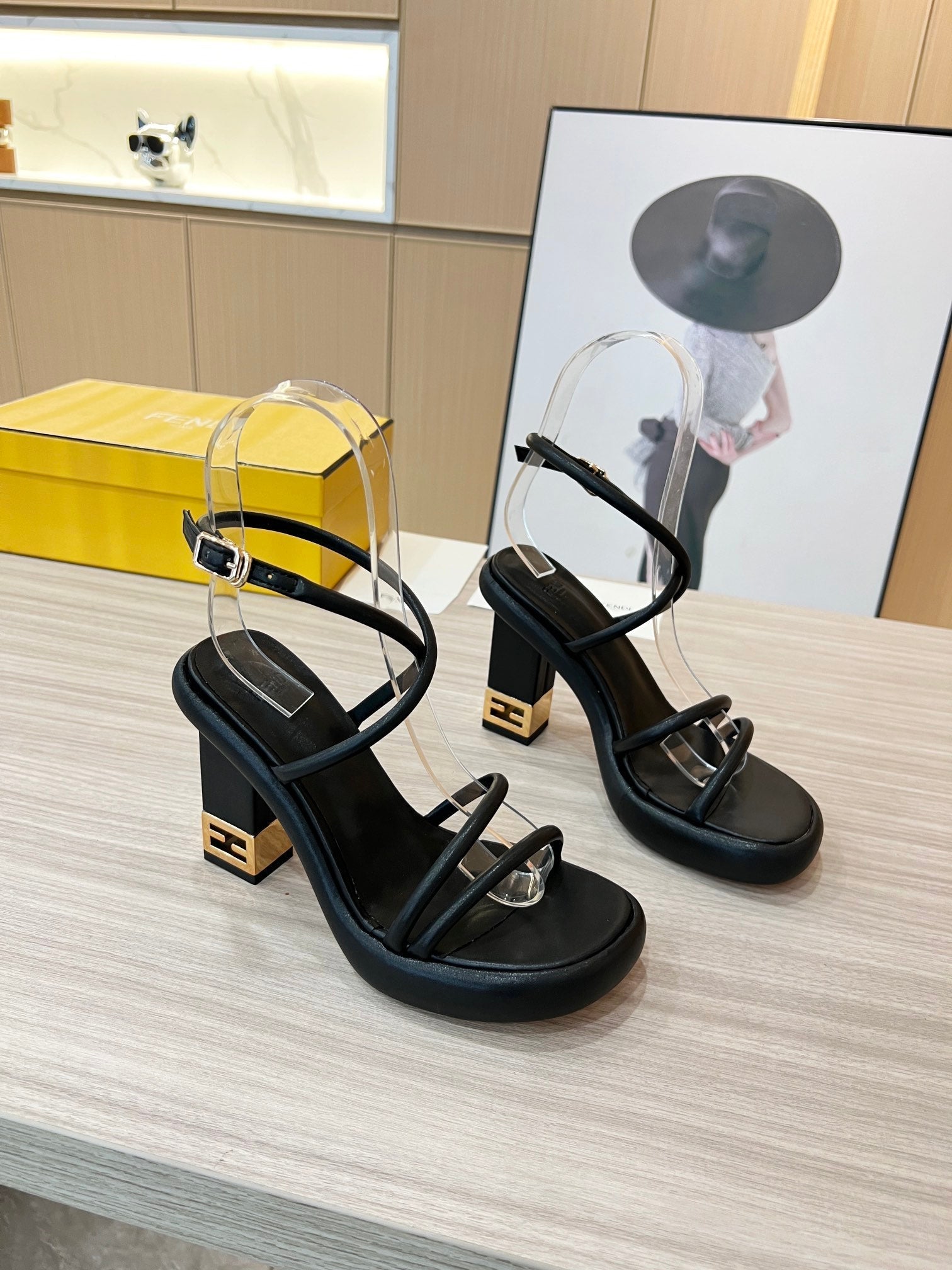 Luxury Shoes - FED - 031