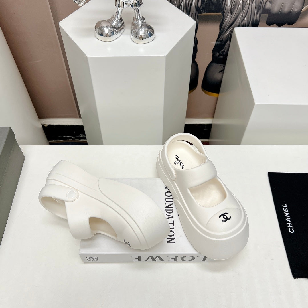 Luxury Shoes Sandals - CHL - 010