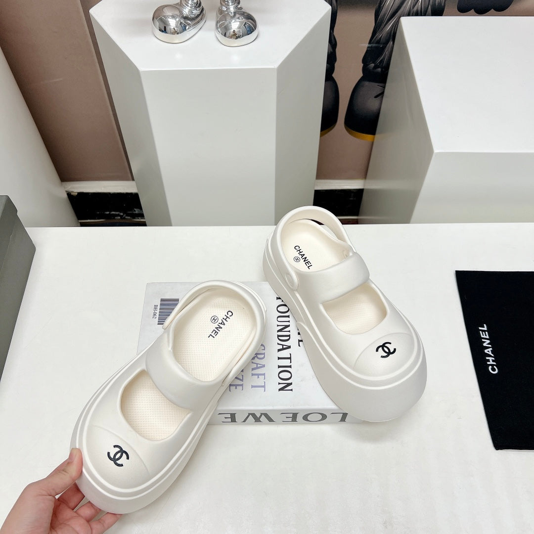Luxury Shoes Sandals - CHL - 010