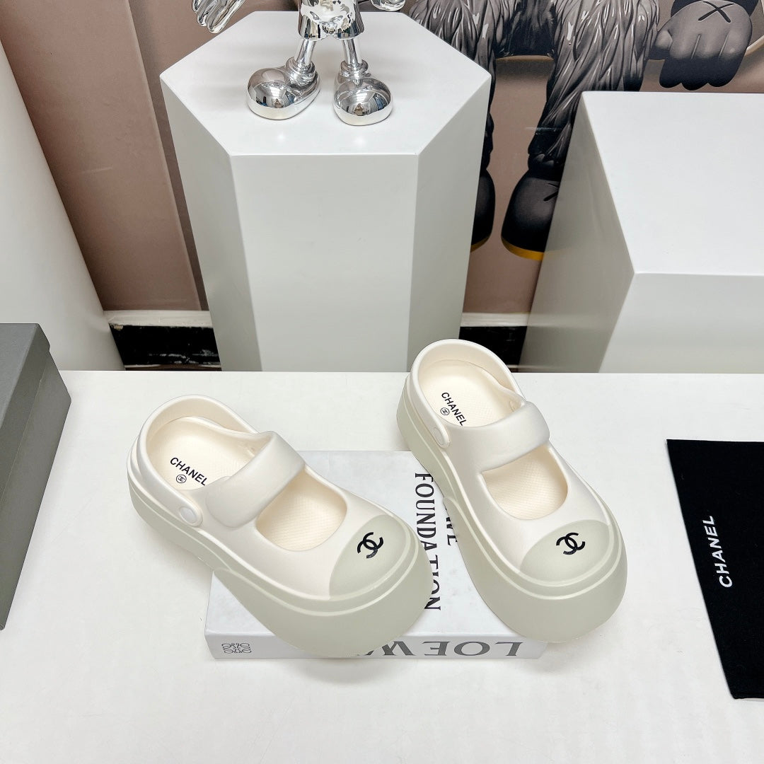Luxury Shoes Sandals - CHL - 009