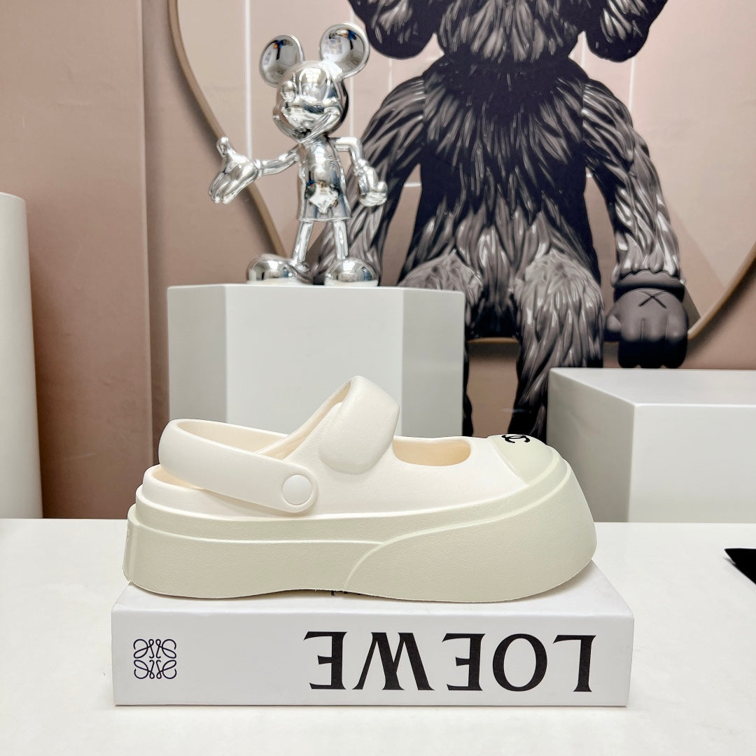 Luxury Shoes Sandals - CHL - 009