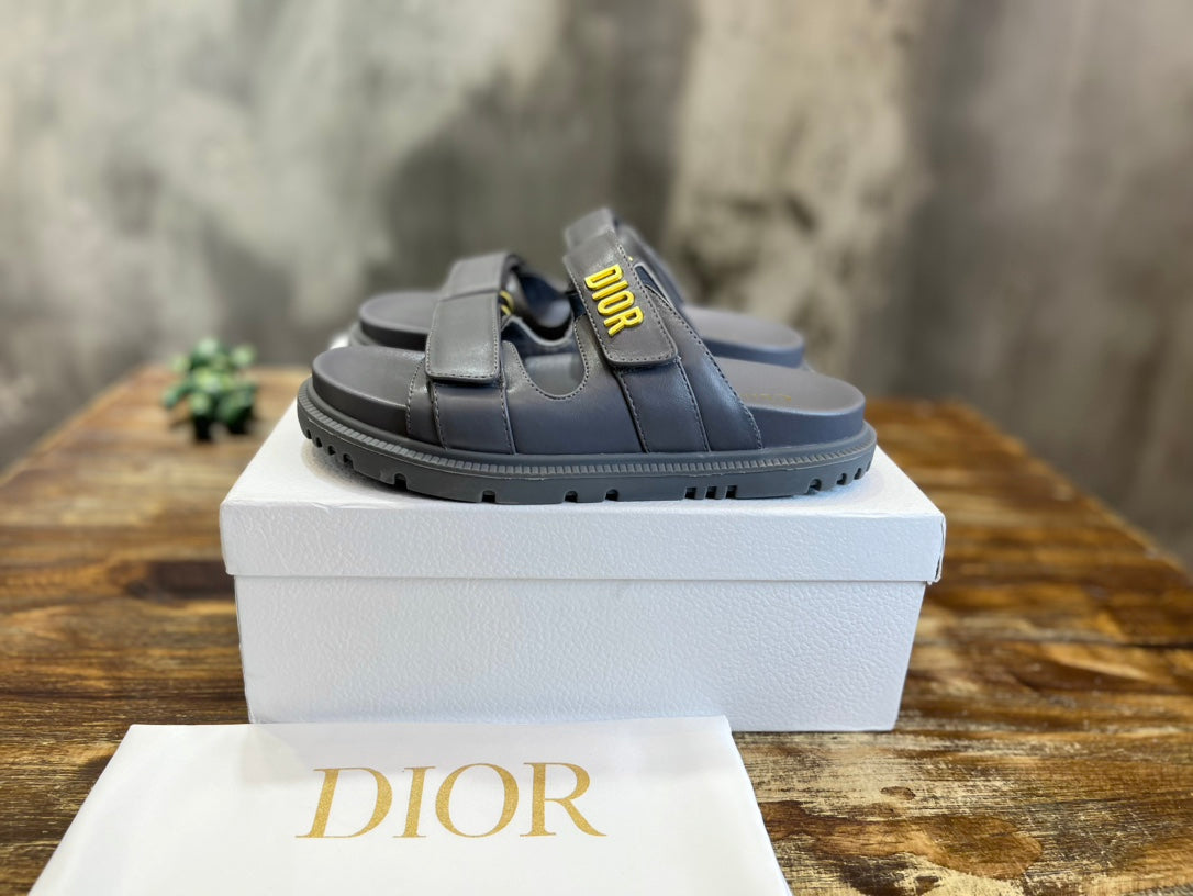 Luxury Shoes - DIR - 012