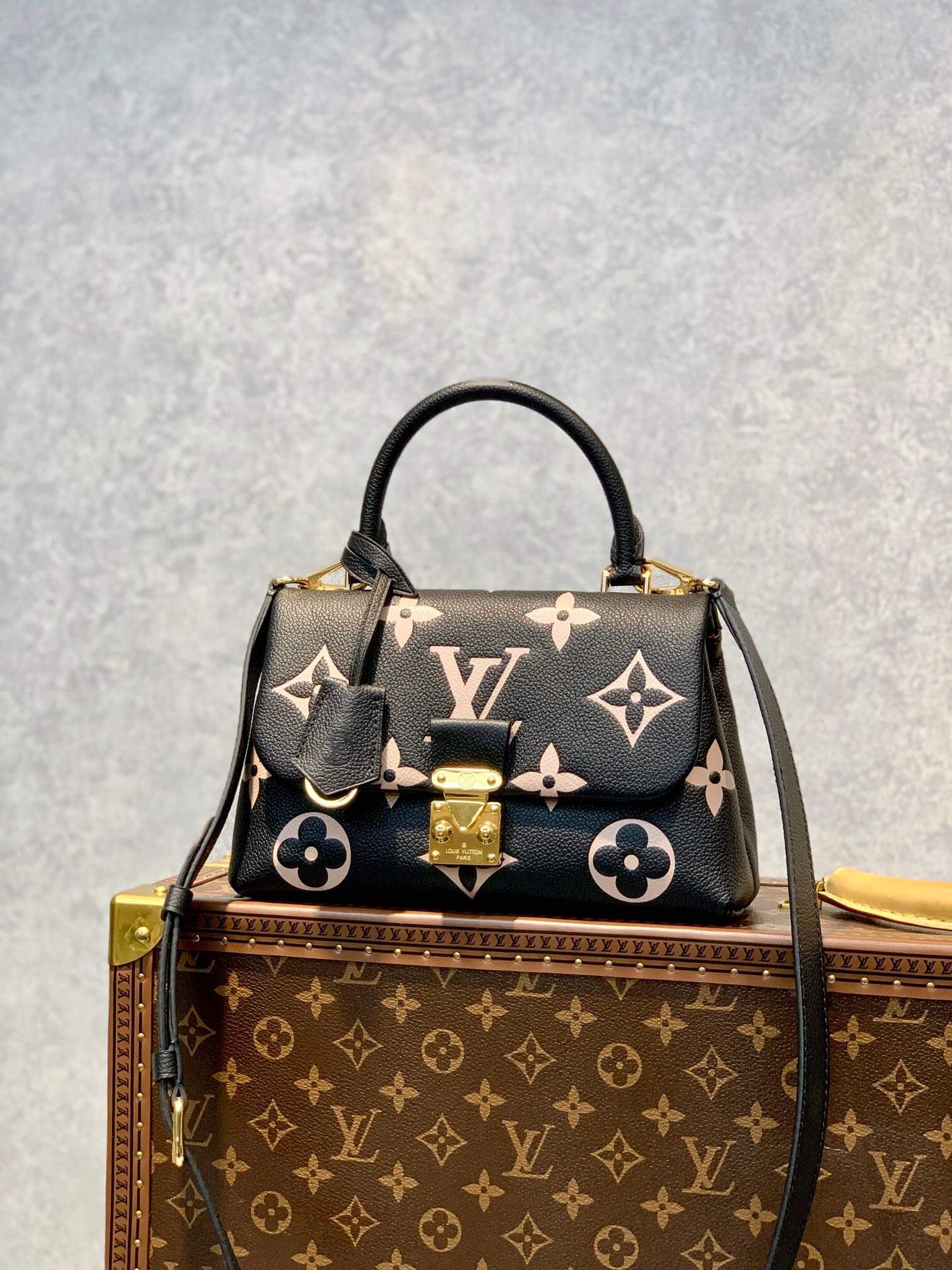 M45978 MADELEINE 24cm/BB 30cm/MM black Monogram Empreinte Silk screen