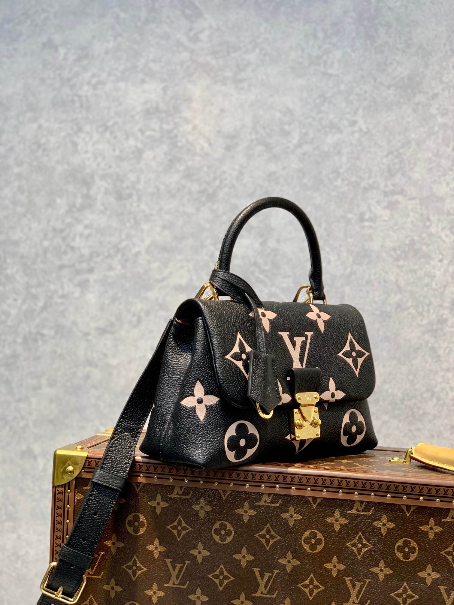M45978 MADELEINE 24cm/BB 30cm/MM black Monogram Empreinte Silk screen