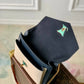 M20982 lockme MyLockMe Chain Bag navy blue 22.5CM