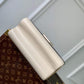 M21032 TWIST MM Monogram 23cm white