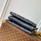 M21353 Coussin PM Monogram 26cm black