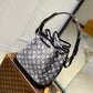M21406 Petit Noé Cruise Monogram 16cm grey