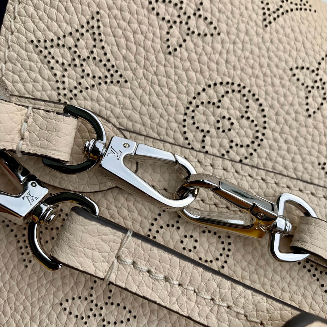 M21850 Blossom MM Handbag 30cm milk white neverfull