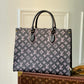 M46154 OnTheGo black totes 34cm