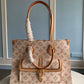 M46154 OnTheGo Toron totes Monogram Reverse 35cm white