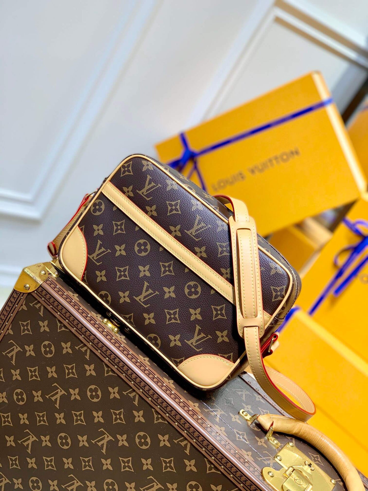 M51276 Vintage PM Monogram 23.5cm yellow