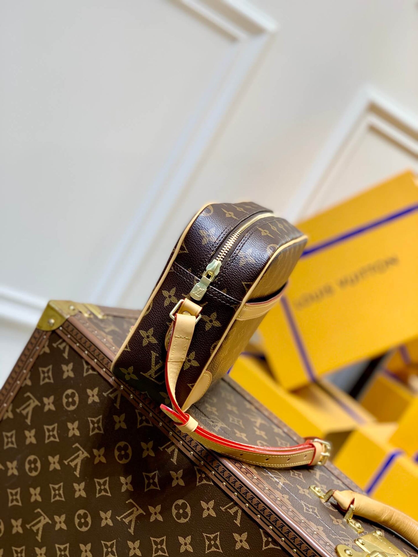 M51276 Vintage PM Monogram 23.5cm yellow