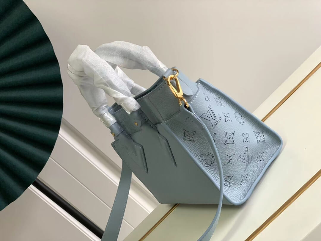 M57729 ON MY SIDE PM Monogram 25cm light blue