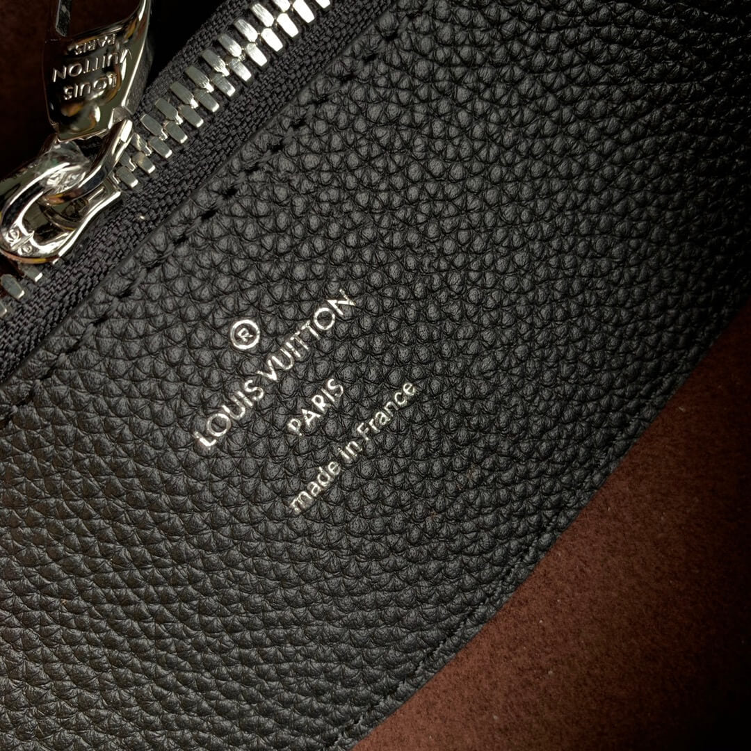 M59200 BELLA TOTE monogram 32cm black Soft perforated cowhide
