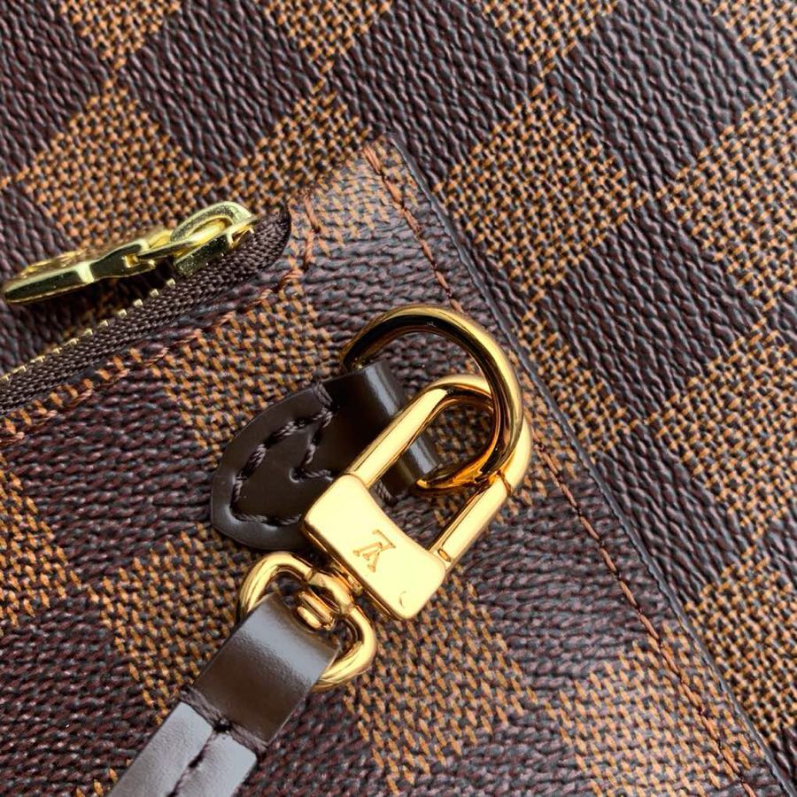 Neverfull MM Damier PINK inside Azur Bag N41603