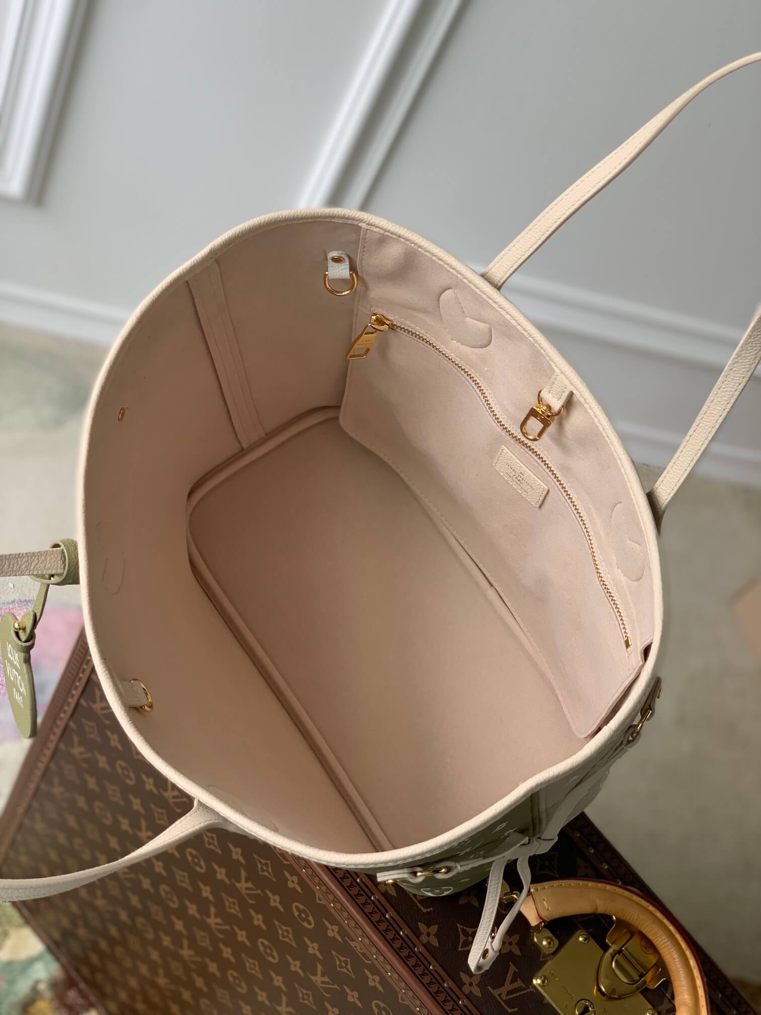 M46102 Neverfull Monogram Empreinte green grey begin subaxillary bag neverfull