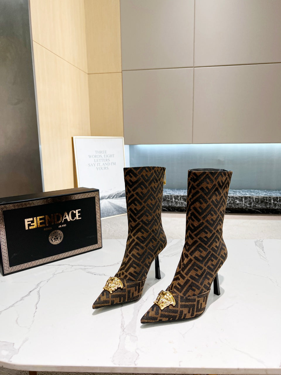 Luxury Shoes - FED - 395