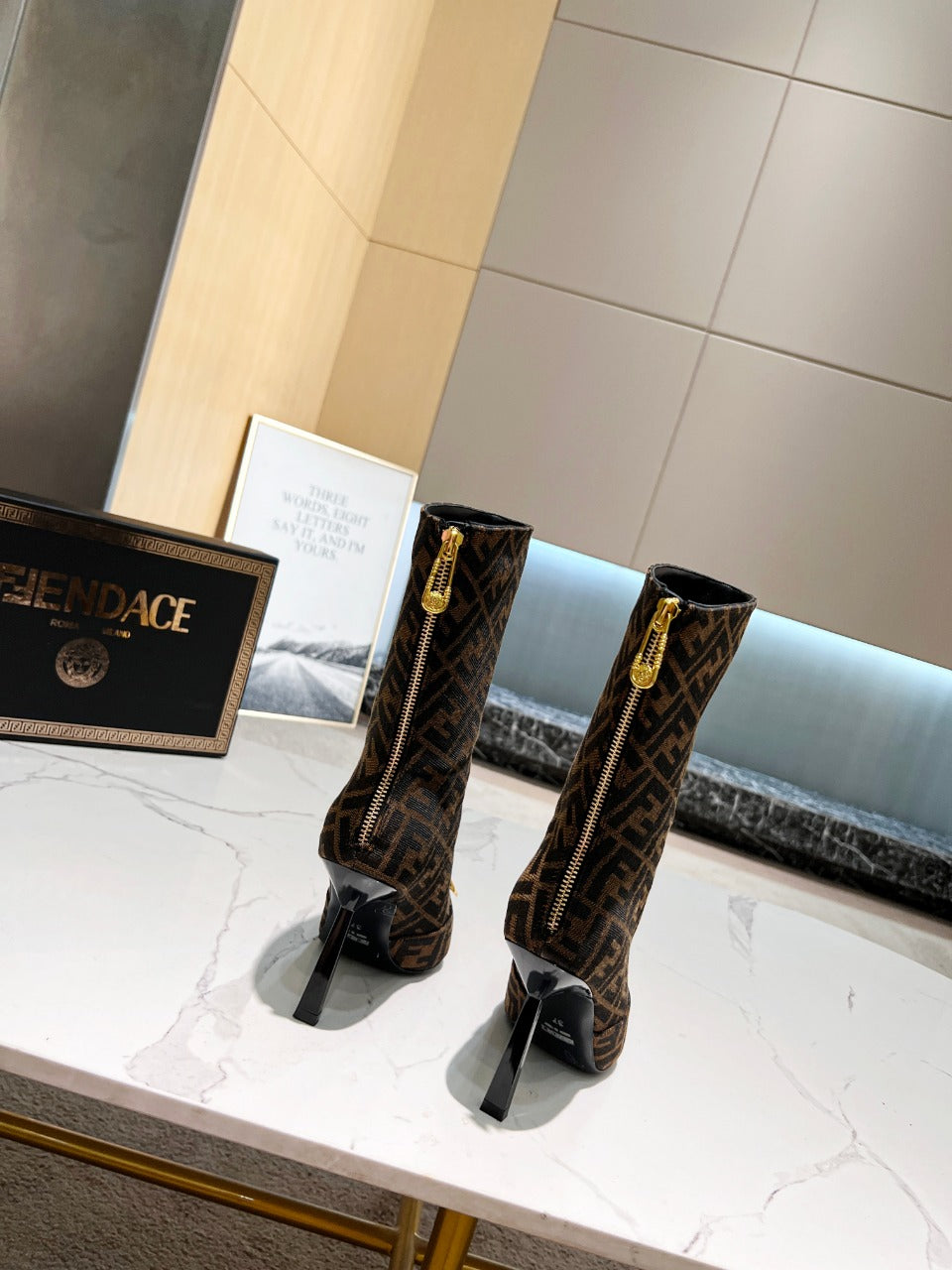 Luxury Shoes - FED - 395