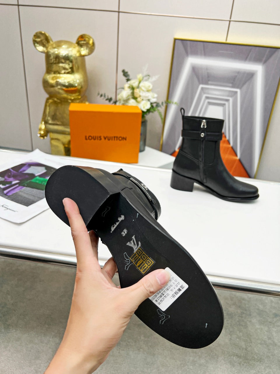 Luxury Shoes - LU-V - 584