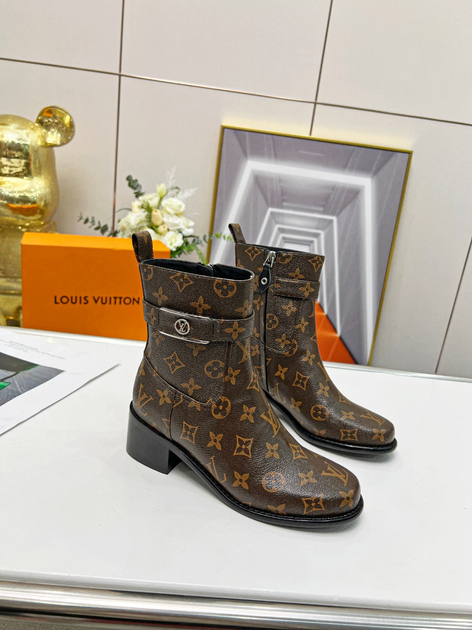 Luxury Shoes - LU-V - 583