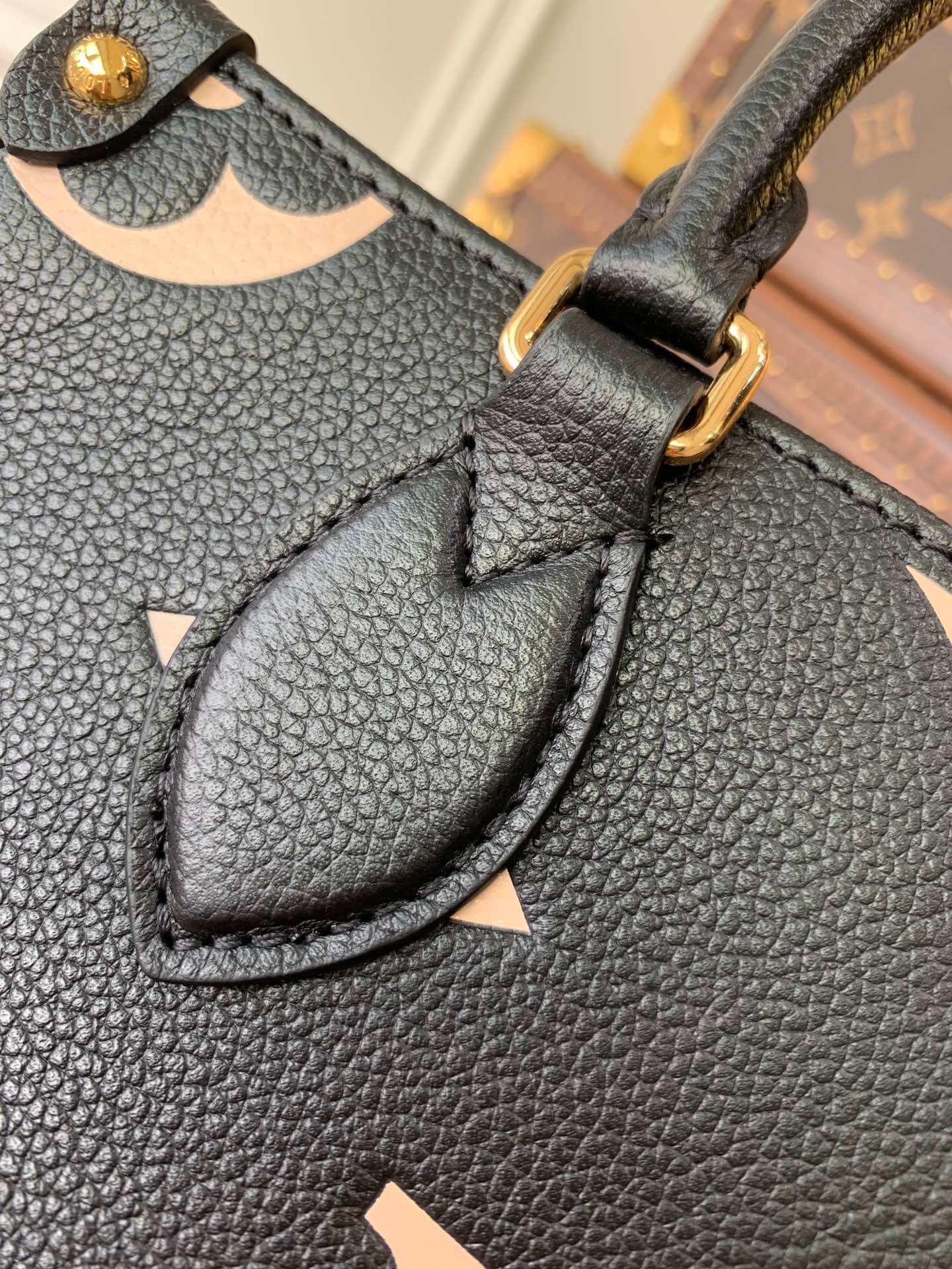 M45659 ONTHEGO PM tote bag monogrm empreinte leather black