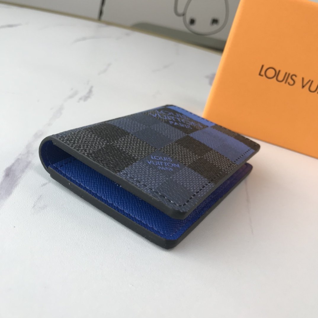 BL - High Quality Wallet LUV 043