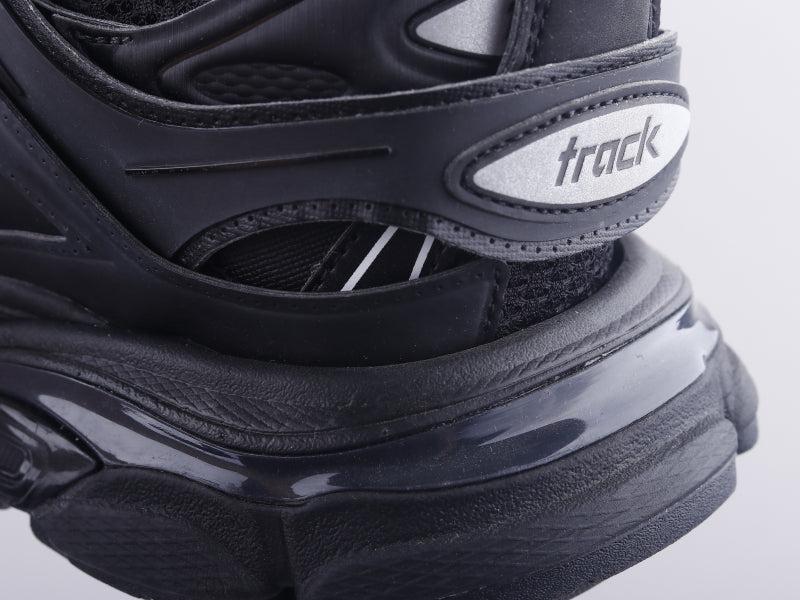 BL - Bla Track Three Generations Sneaker