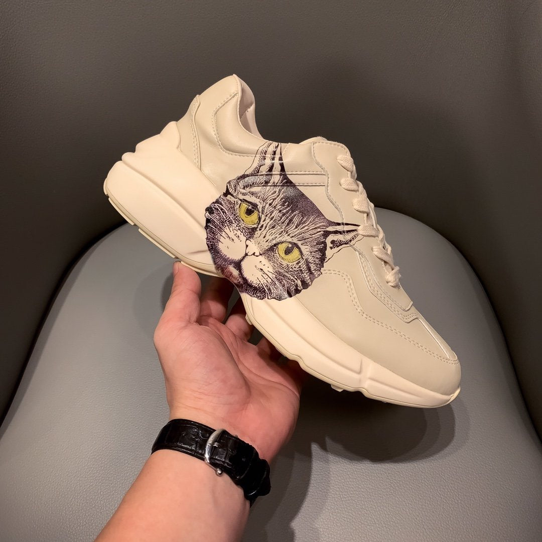 BL-GCI  RHYTON SNEAKER WITH CAT  134