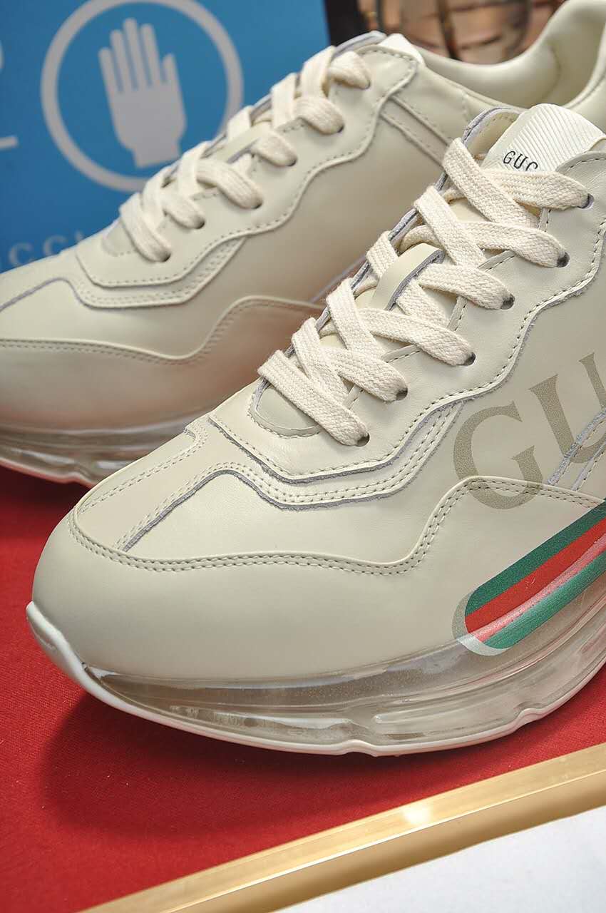 BL-GCI  Rhyton Chunky Logo Sneaker 060