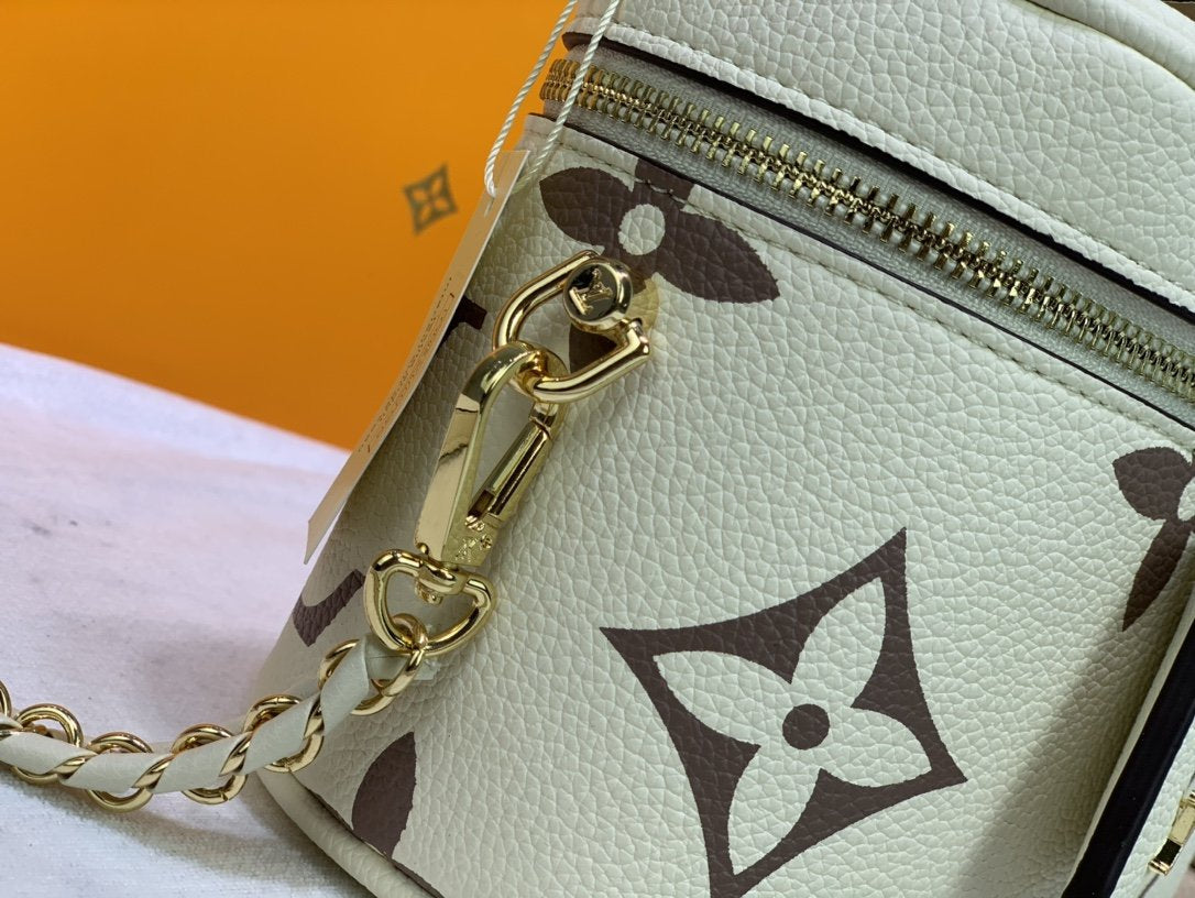 BL - High Quality Bags LUV 097