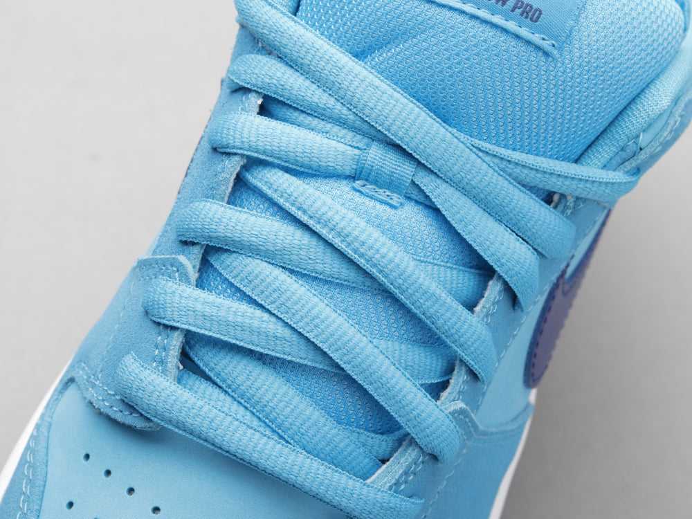 BL - NKE lake blue ice blue