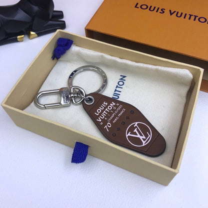 BL - High Quality Keychains LUV 008
