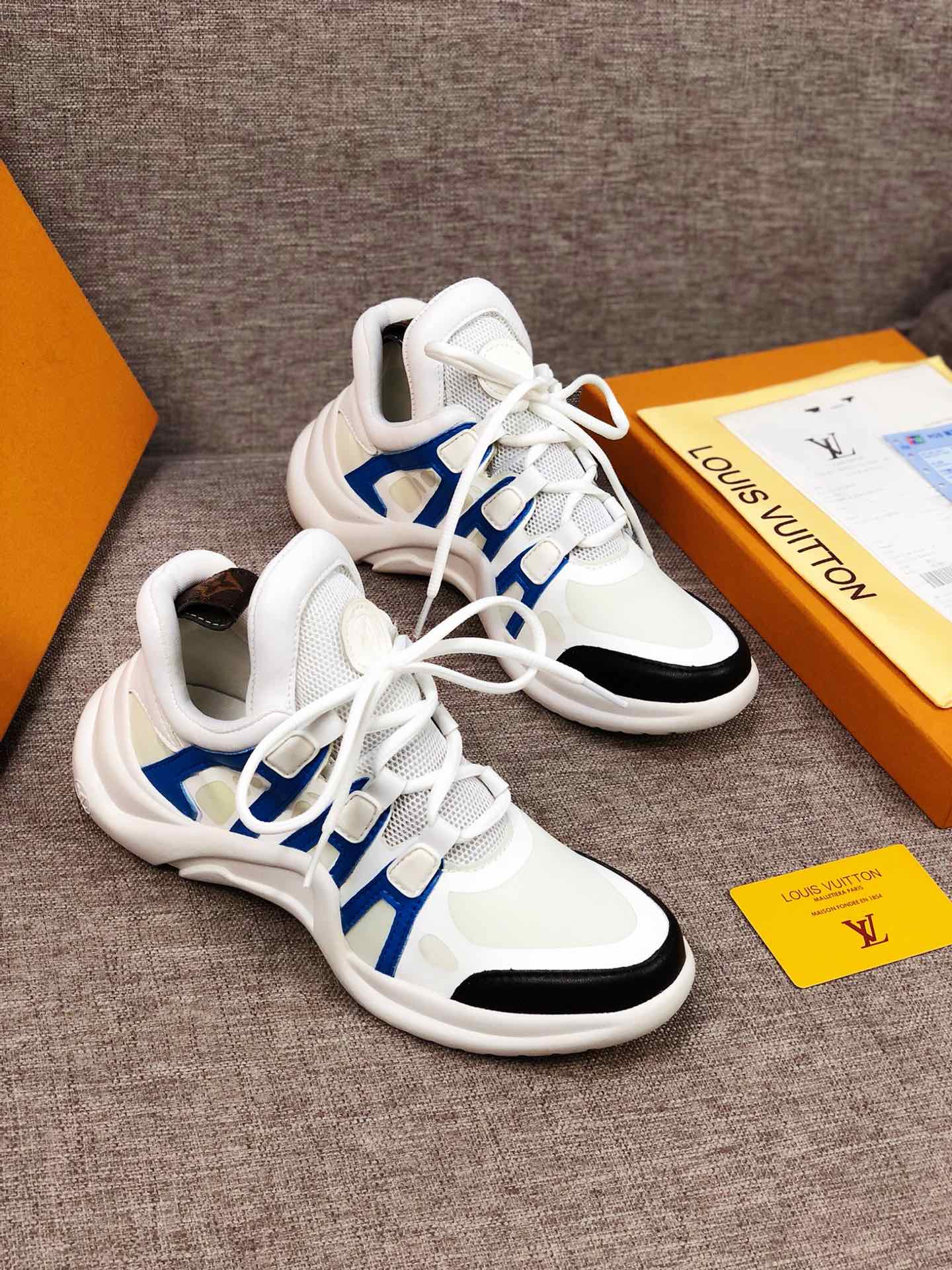 BL - LUV Archlight Blue White Black Sneaker