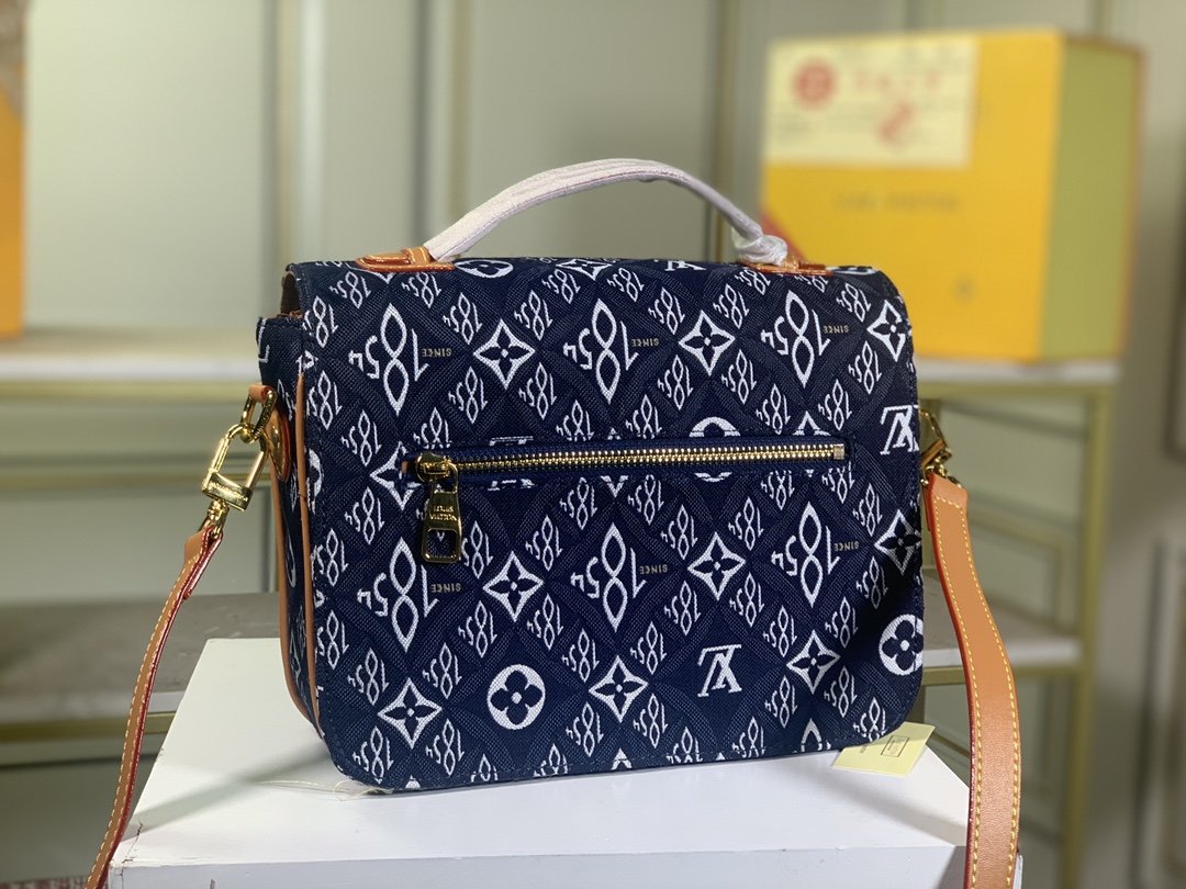 BL - High Quality Bags LUV 111