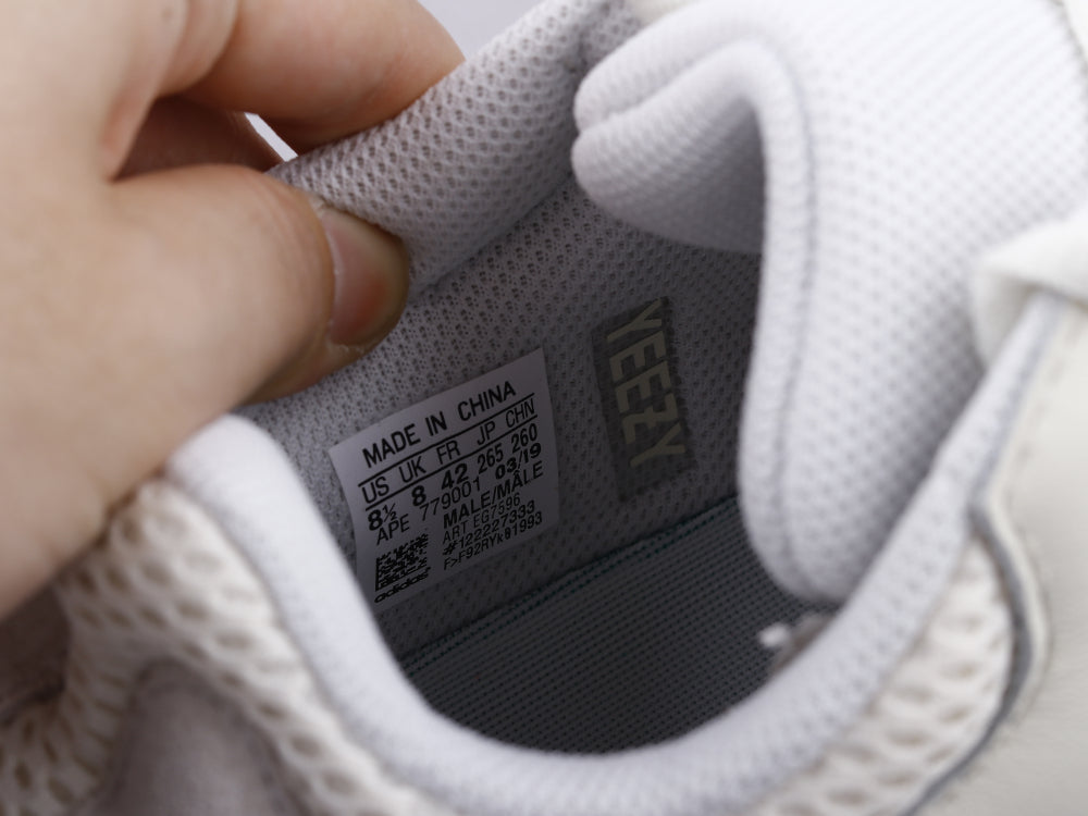 BL - Yzy 700 Analog Beige Sneaker