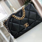 CHL 19 Maxi Handbag Black For Women, Women’s Bags, Shoulder And Crossbody Bags 14in/36cm AS1162 B04852 94305