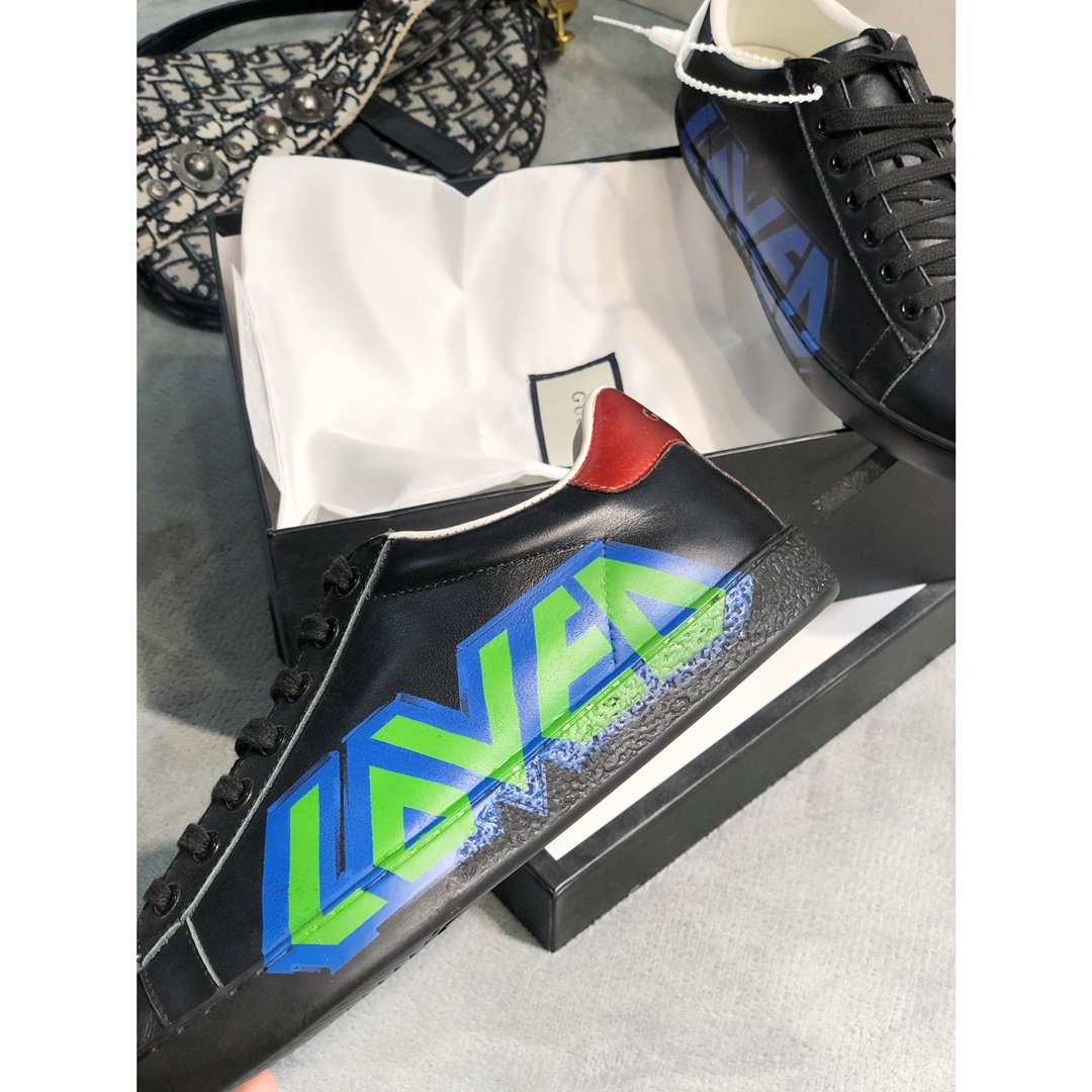 BL-GCI  Ace with loved black Sneaker 102