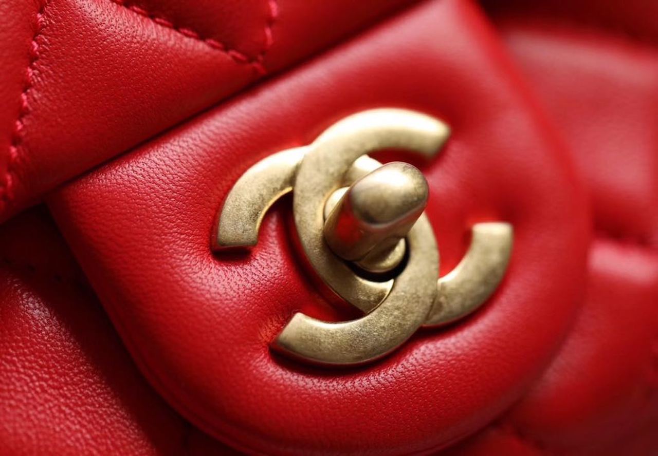 ChanelMini Flap Bag With ChanelBall On Strap Red For Women, Women’s Handbags, Shoulder And Crossbody Bags 6.7in/17cm AS1786