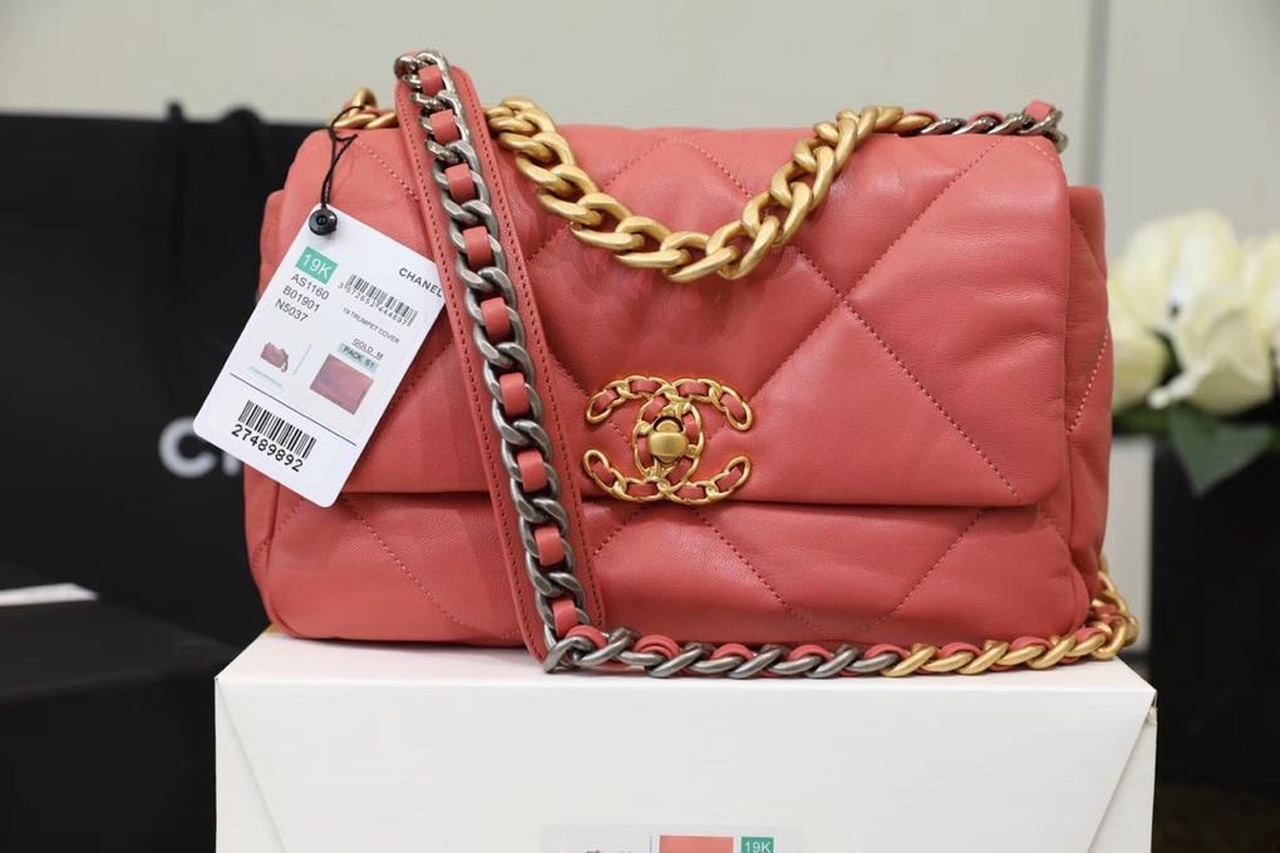 CHL 19 Handbag 26cm Rose PiNike For Women AS1160