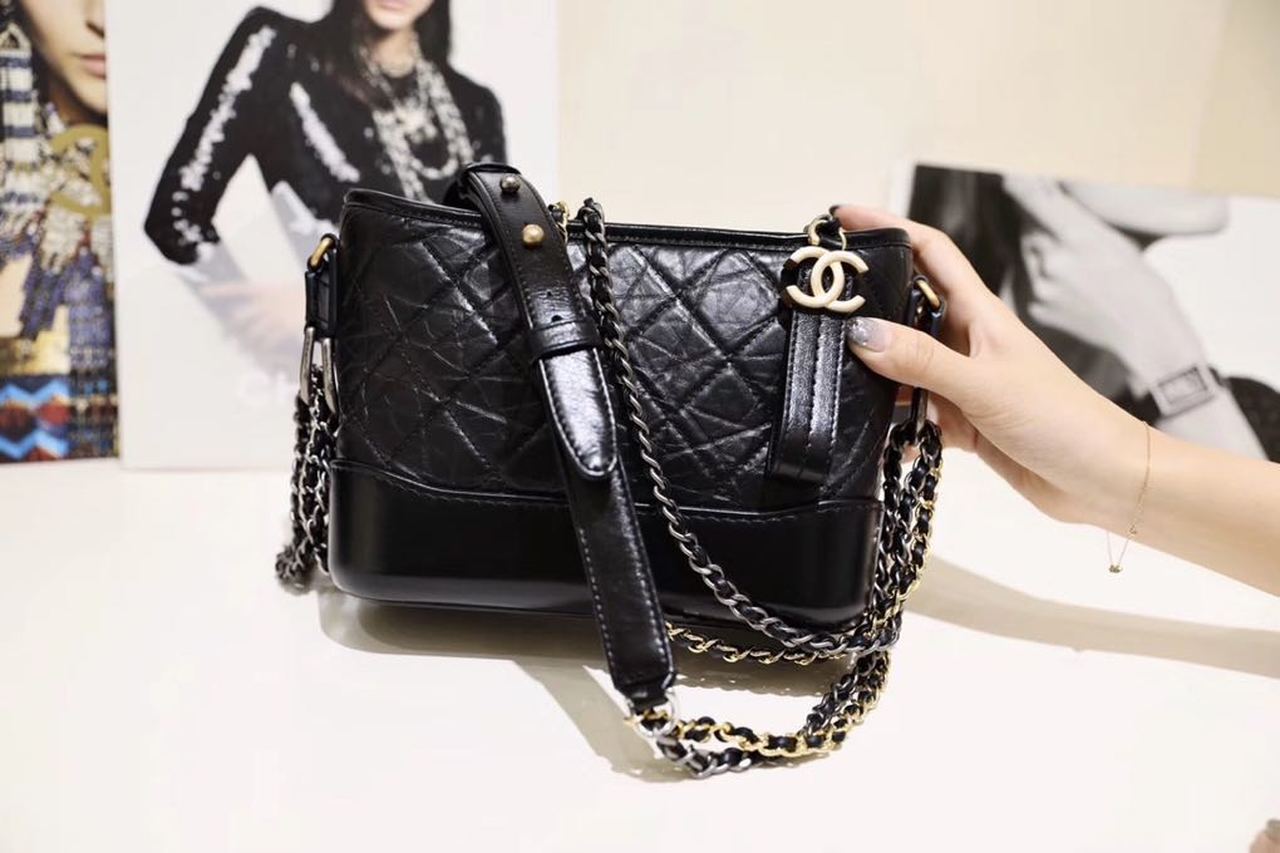 Chanel Gabrielle Hobo Bag 20cm Aged Calfskin Leather Spring/Summer Act 1 Collection,  Black